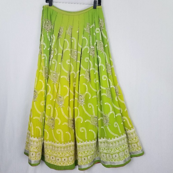 GODDESS Silk Skirt - Picture 7 of 7